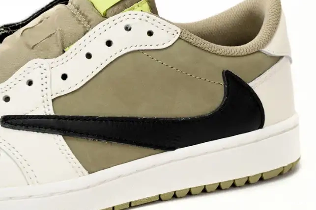 One Kick Travis Scott Golf Air 1 x Jordan Low FZ3124-200 0527